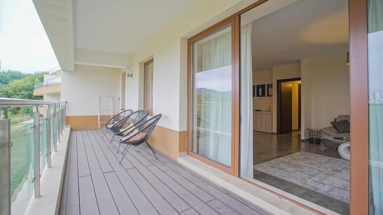 Coroni Seasons Apart Brasov Ngoại thất bức ảnh